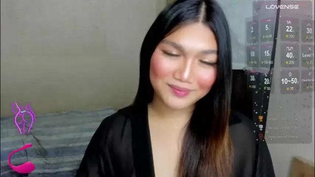 Image 12 of louheart Stream on Chaturbate on 5 days ago