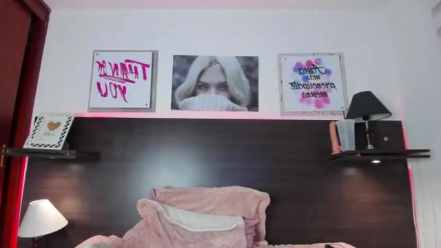 Image 4 of louis_charlotte Stream on Chaturbate on 13 months ago