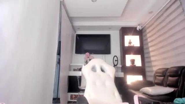 Image 11 of louis_charlotte Stream on Chaturbate on 12 months ago