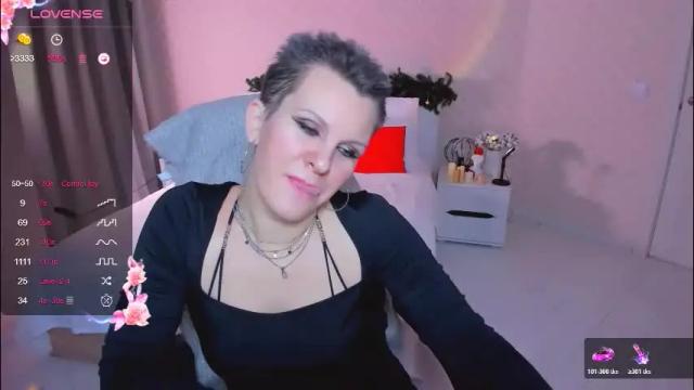 Image 2 of louisa_bay Stream on Chaturbate on 1 month ago