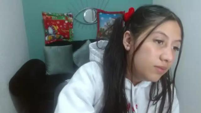 Image 2 of louisafuckboobs Stream on Chaturbate on 16 months ago