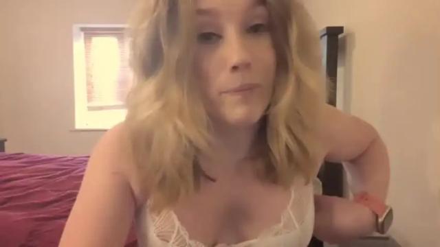 Image 3 of louise1992665946 Stream on Chaturbate on 19 months ago
