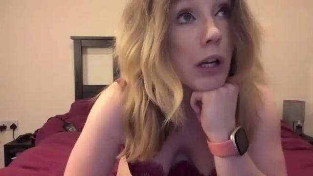 Image 6 of louise1992665946 Stream on Chaturbate on 19 months ago