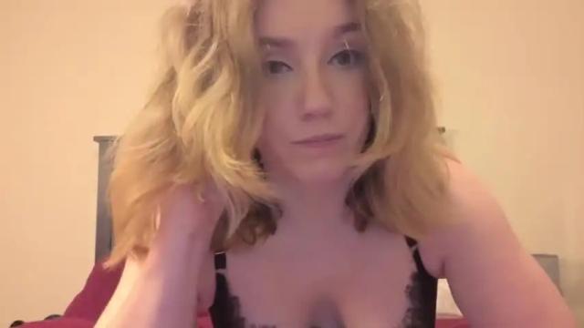 Image 3 of louise1992665946 Stream on Chaturbate on 20 months ago