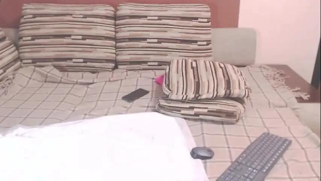 Image 11 of louise_lovee Stream on Chaturbate on 1 month ago