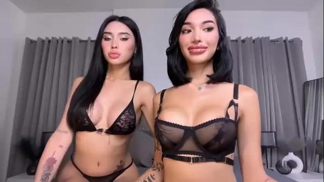 Image 7 of louiseelizabeth Stream on Chaturbate on 2 months ago