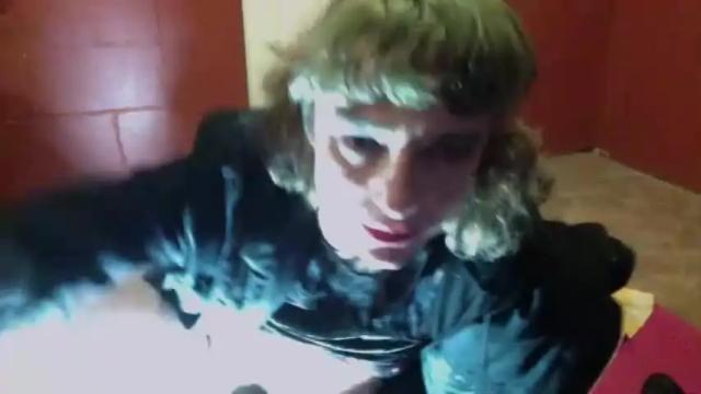 Image 11 of lousygirlfriend Stream on Chaturbate on 17 months ago