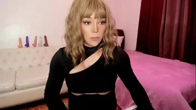 Thumbnail 1, love_angel2323's Stream at Chaturbate, 2 months ago