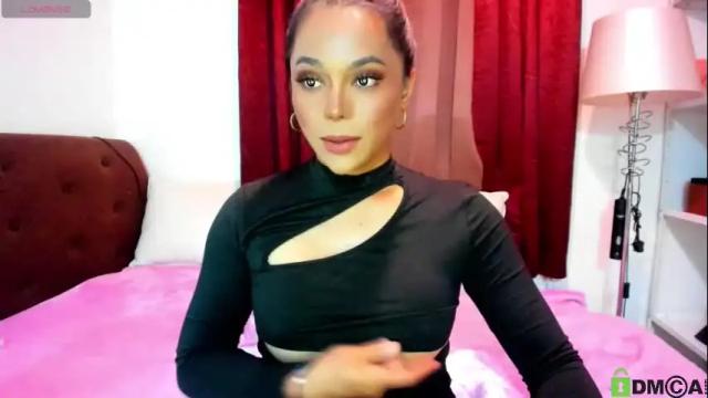 Image 10 of love_angel2323 Stream on Chaturbate on 2 months ago