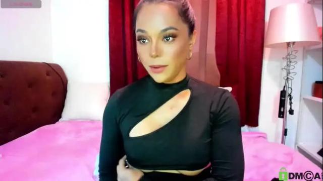 Image 11 of love_angel2323 Stream on Chaturbate on 2 months ago