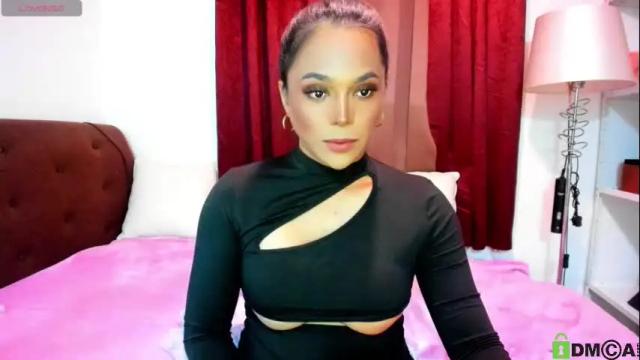 Image 2 of love_angel2323 Stream on Chaturbate on 2 months ago