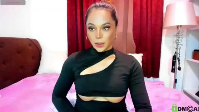 Image 4 of love_angel2323 Stream on Chaturbate on 2 months ago