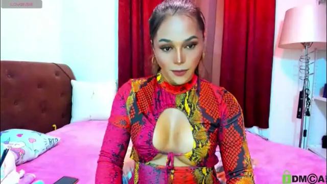 Image 3 of love_angel2323 Stream on Chaturbate on 2 months ago