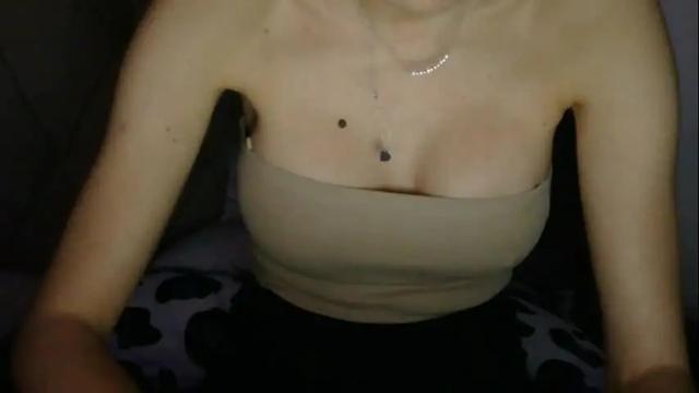 Image 3 of love_evaa Stream on Chaturbate on 1 month ago