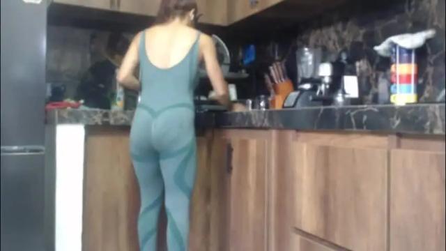 Image 3 of love_gatubela Stream on Chaturbate on 1 month ago