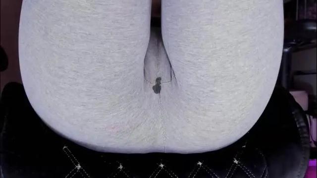 Image 3 of love_hard_kiru Stream on Chaturbate on 1 month ago