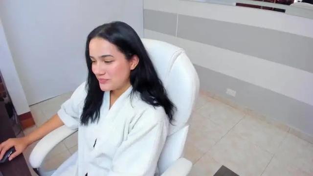 Thumbnail 2, love_kris's Stream at Chaturbate, 21 months ago
