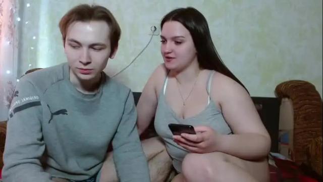 Image 2 of love_language776834 Stream on Chaturbate on 23 days ago
