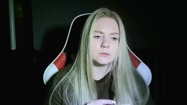 Image 2 of love_p_v Stream on Chaturbate on 15 months ago