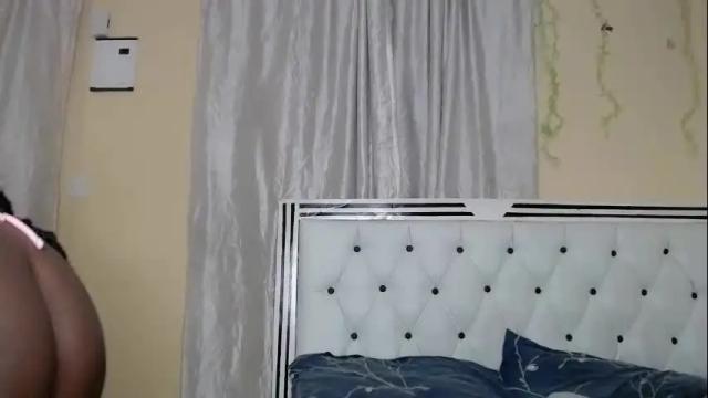 Image 12 of love_piah Stream on Chaturbate on 1 month ago