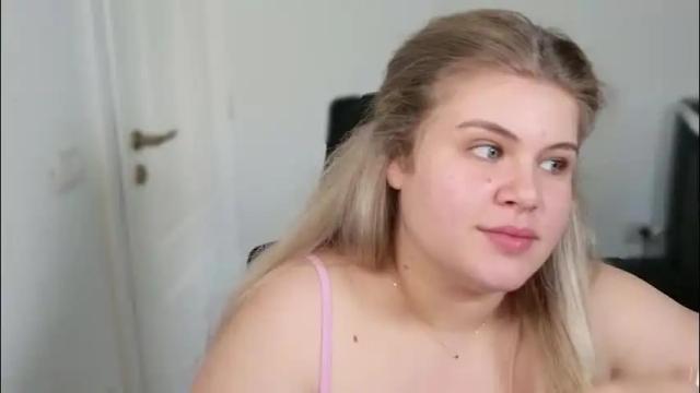 Image 10 of love_wiggy18 Stream on Chaturbate on 3 months ago