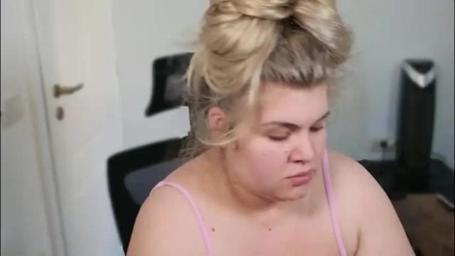 Thumbnail 3, love_wiggy18's Stream at Chaturbate, 2 months ago