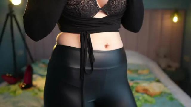 Image 4 of love_you_to123 Stream on Chaturbate on 22 days ago