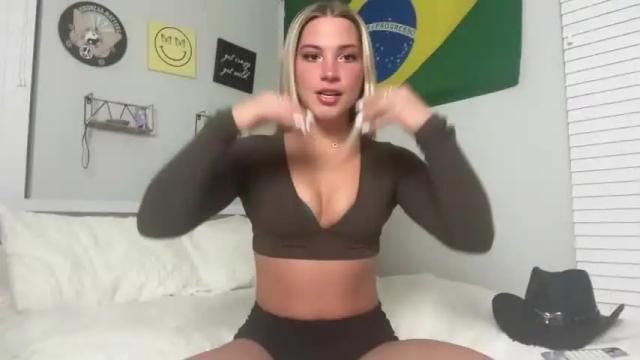Image 11 of lovecayaxo Stream on Chaturbate on 15 months ago