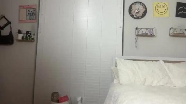 Image 12 of lovecayaxo Stream on Chaturbate on 15 months ago