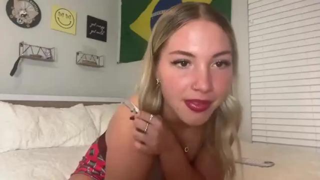 Image 10 of lovecayaxo Stream on Chaturbate on 15 months ago