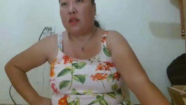 Image 10 of lovefarrah Stream on Chaturbate on 15 months ago