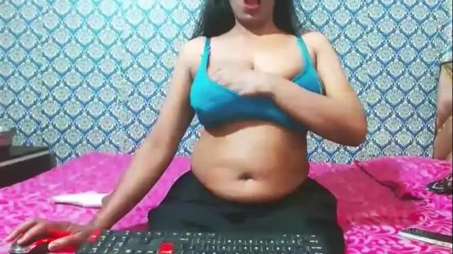 Image 12 of lovefunnitya Stream on Chaturbate on 7 days ago