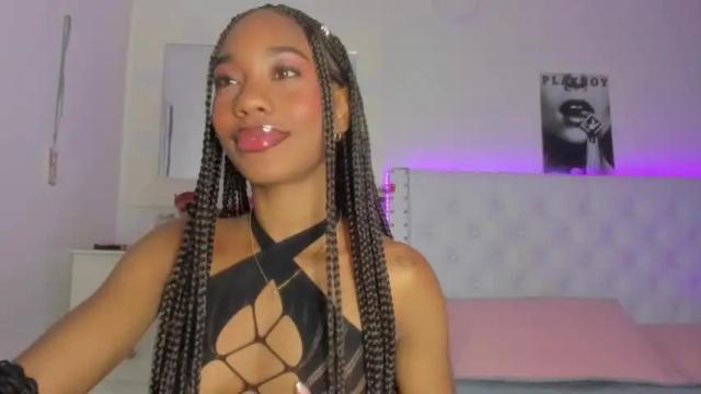 Image 2 of loveit_hermione Stream on Chaturbate on 13 months ago
