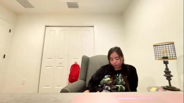 Image 7 of lovellly_ Stream on Chaturbate on 17 hours ago