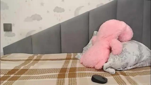 Image 2 of lovellykitty_1 Stream on Chaturbate on 3 months ago