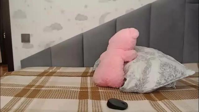 Image 4 of lovellykitty_1 Stream on Chaturbate on 2 months ago