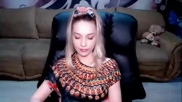Image 7 of lovellymalina Stream on Chaturbate on 1 month ago