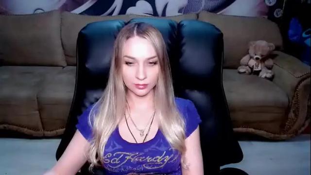 Image 7 of lovellymalina Stream on Chaturbate on 1 month ago