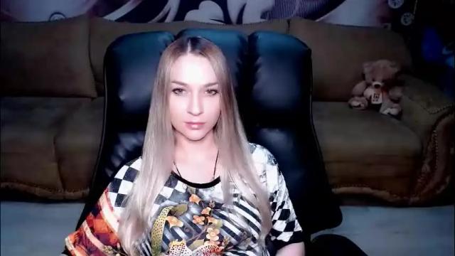 Image 7 of lovellymalina Stream on Chaturbate on 6 days ago