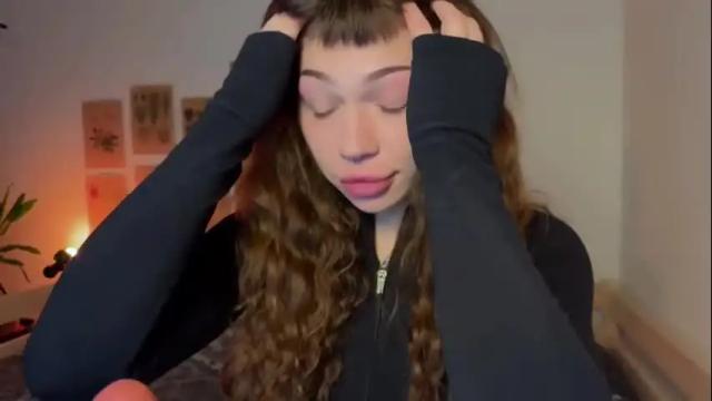 Image 10 of lovelorn_ Stream on Chaturbate on 2 months ago