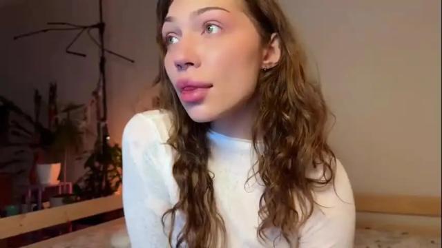 Image 3 of lovelorn_ Stream on Chaturbate on 1 month ago