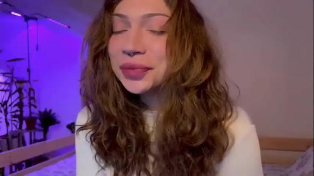 Image 3 of lovelorn_ Stream on Chaturbate on 26 days ago