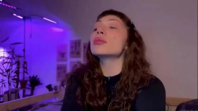 Image 3 of lovelorn_ Stream on Chaturbate on 25 days ago