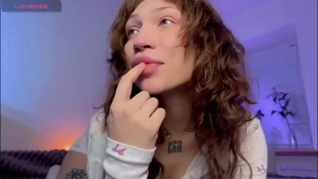 Image 4 of lovelorn_ Stream on Chaturbate on 1 month ago