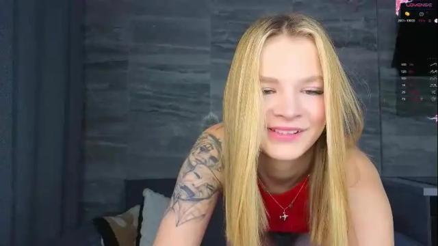Image 10 of lovely_babyy Stream on Chaturbate on 1 month ago
