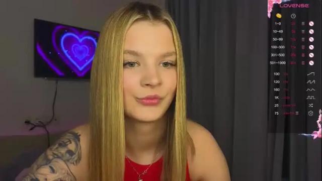 Image 12 of lovely_babyy Stream on Chaturbate on 1 month ago