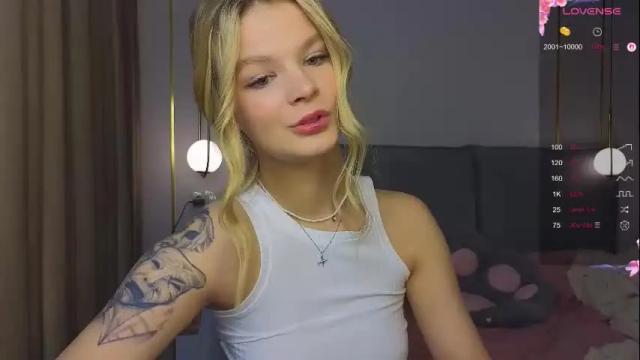 Image 7 of lovely_babyy Stream on Chaturbate on 1 month ago
