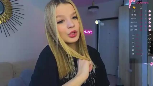 Image 4 of lovely_babyy Stream on Chaturbate on 1 month ago