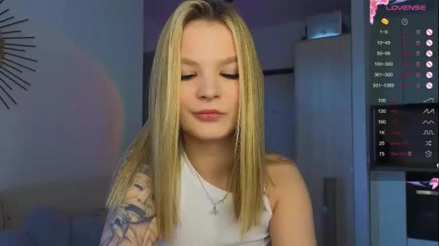 Image 8 of lovely_babyy Stream on Chaturbate on 1 month ago