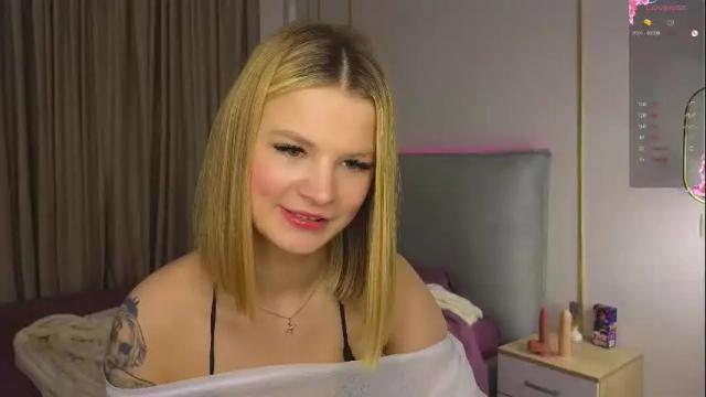 Image 8 of lovely_babyy Stream on Chaturbate on 1 month ago